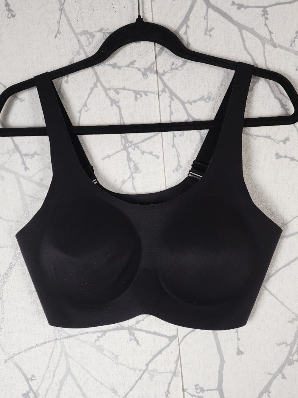 Knix Black Padded Revolution Adjustable Scoop Neck Wireless Bra